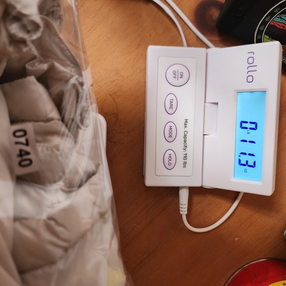 Athleta Women's Cream Quilted Down Filled‎ Vest Full Zip Sleeveless Puffer - Picture 13 of 13